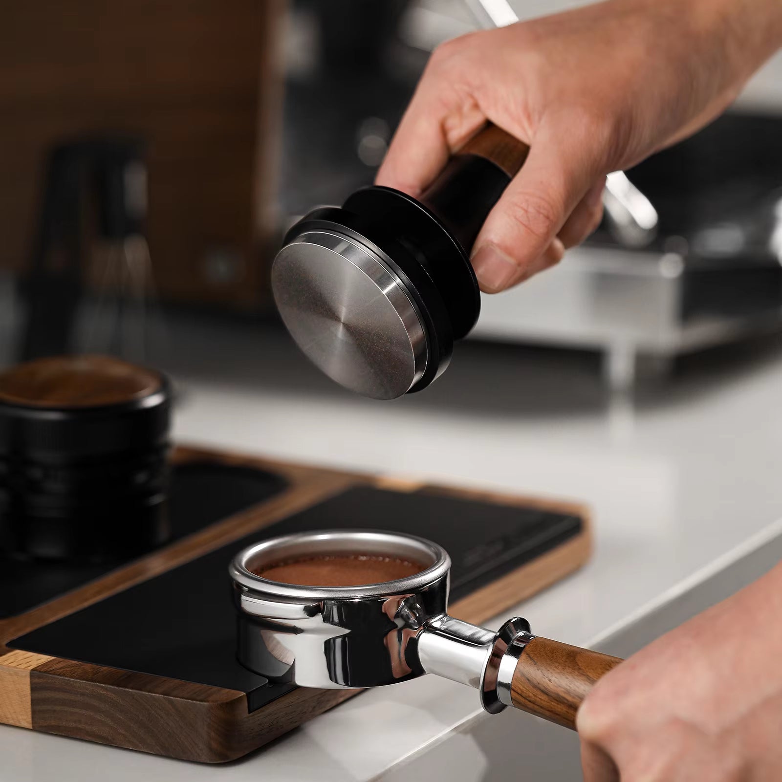 30Lbs Coffee Tamper with 4 Replaceable Base 58.35Mm Constant Pressure Espresso Tampers Barista Tool Cafe Accessories